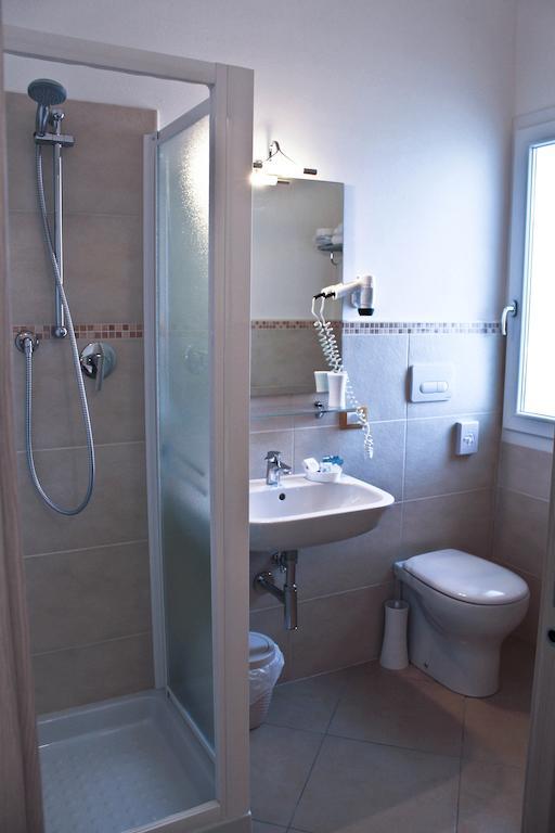 קרביה Anastasi Hotel E Residence חדר תמונה